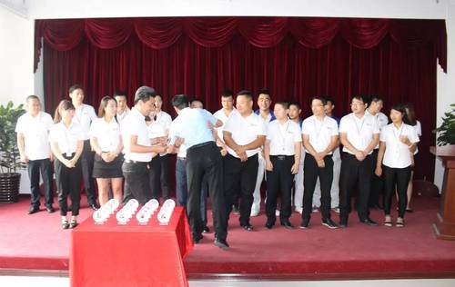 乾港集團(tuán) 乾港集團(tuán)