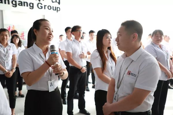 生日會(huì)現(xiàn)場訪談互動(dòng) 生日會(huì)現(xiàn)場訪談互動(dòng)